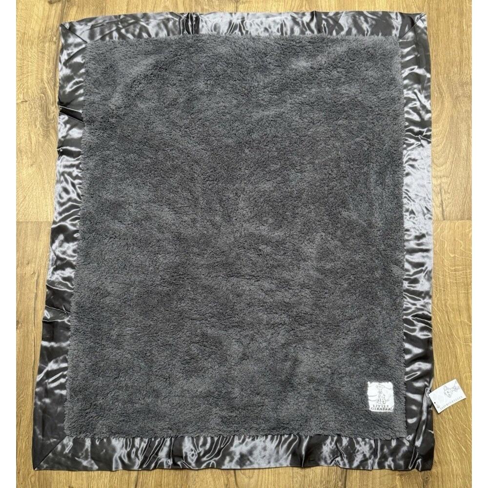 Little Giraffe Luxe Faux Fur Satin Edge Baby Blanket Silver Unisex Soft USA NEW